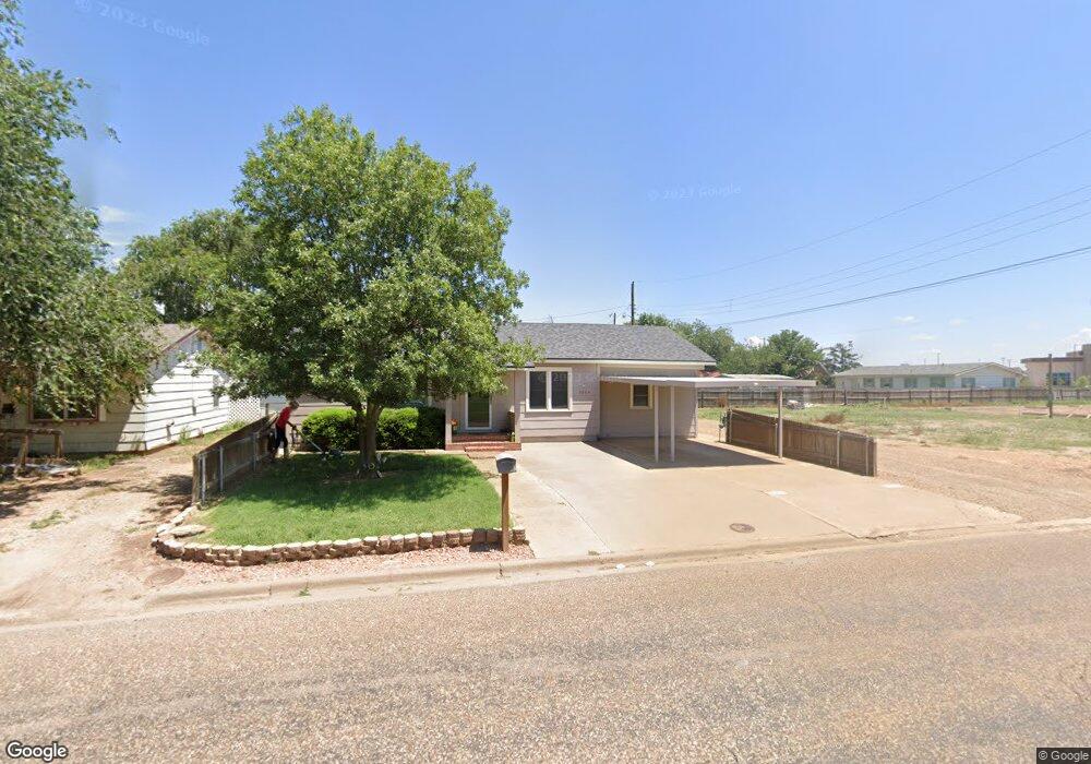 3004 W 4th St, Plainview, TX 79072 - photo 1