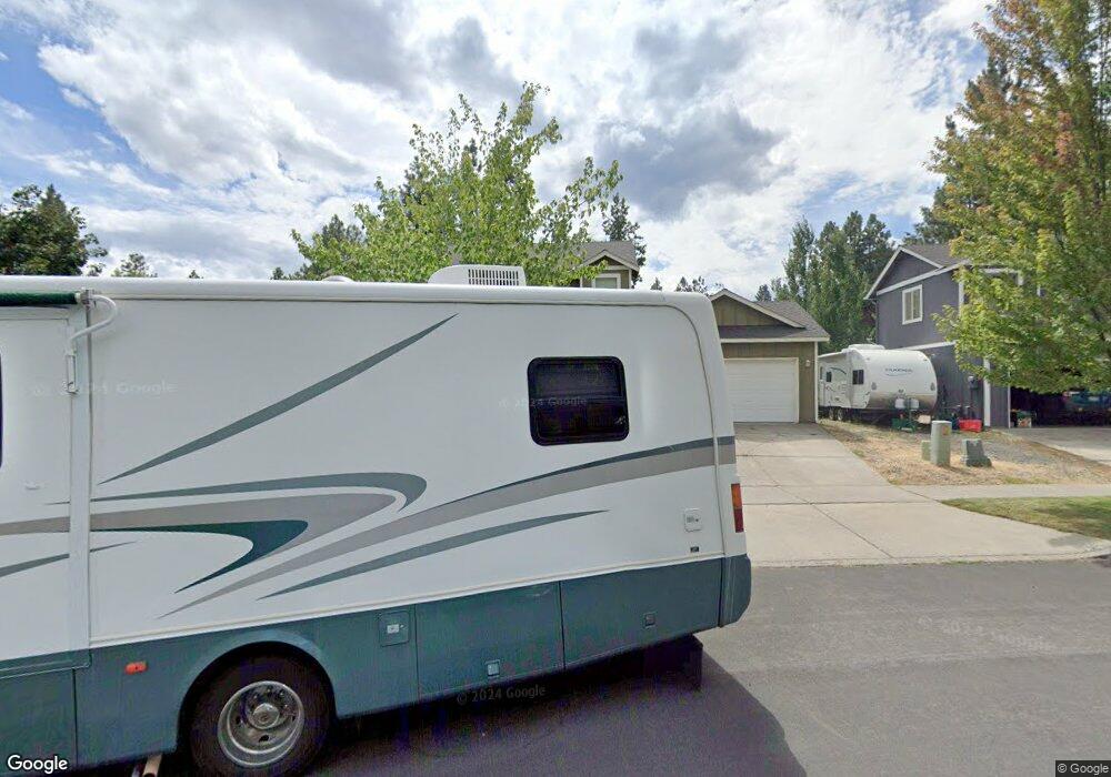 19855 Duck Call Ln, Bend, OR 97702 - photo 1