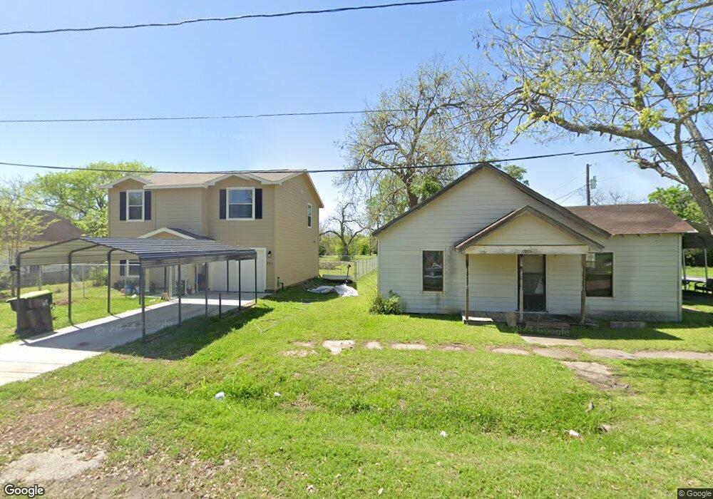 2402 & 4 Avenue C, Bay City, TX 77414 - photo 1