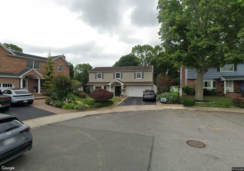 2543 Bradley Ct, Merrick, NY 11566 - photo 1