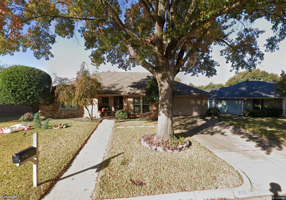 2301 Farrington Ln, Hurst, TX 76054 - photo 1