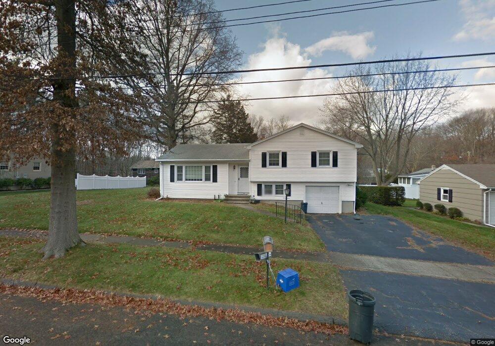 40 Sturbridge Dr, Stratford, CT 06614 - photo 1