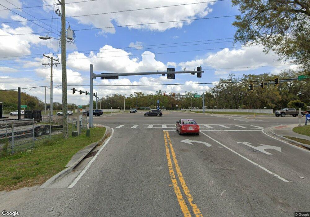 000 Reeves Rd, Tampa, FL 33619 - photo 1