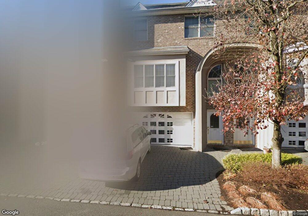 135 Stonegate Trail, Cresskill, NJ 07626 - photo 1