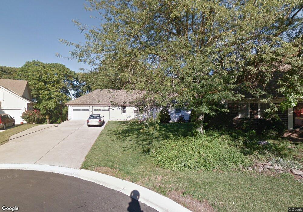 4903 Rosehill Dr, Shawnee, KS 66216 - photo 1