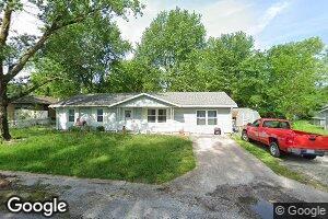 302 E High St, Alba, MO 64830