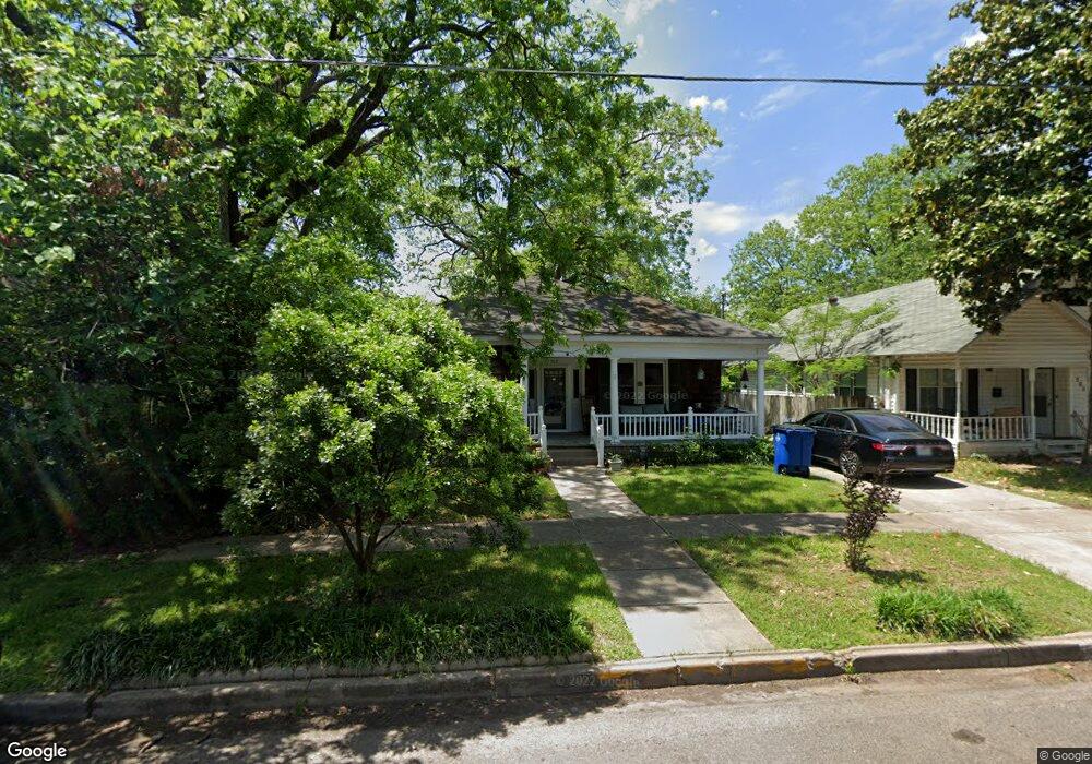 703 N Gaines St, Ennis, TX 75119 - photo 1