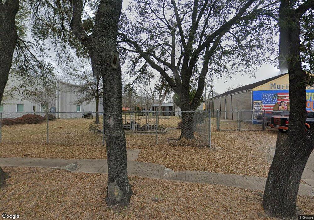 3608 Berkley St, Houston, TX 77087 - photo 1