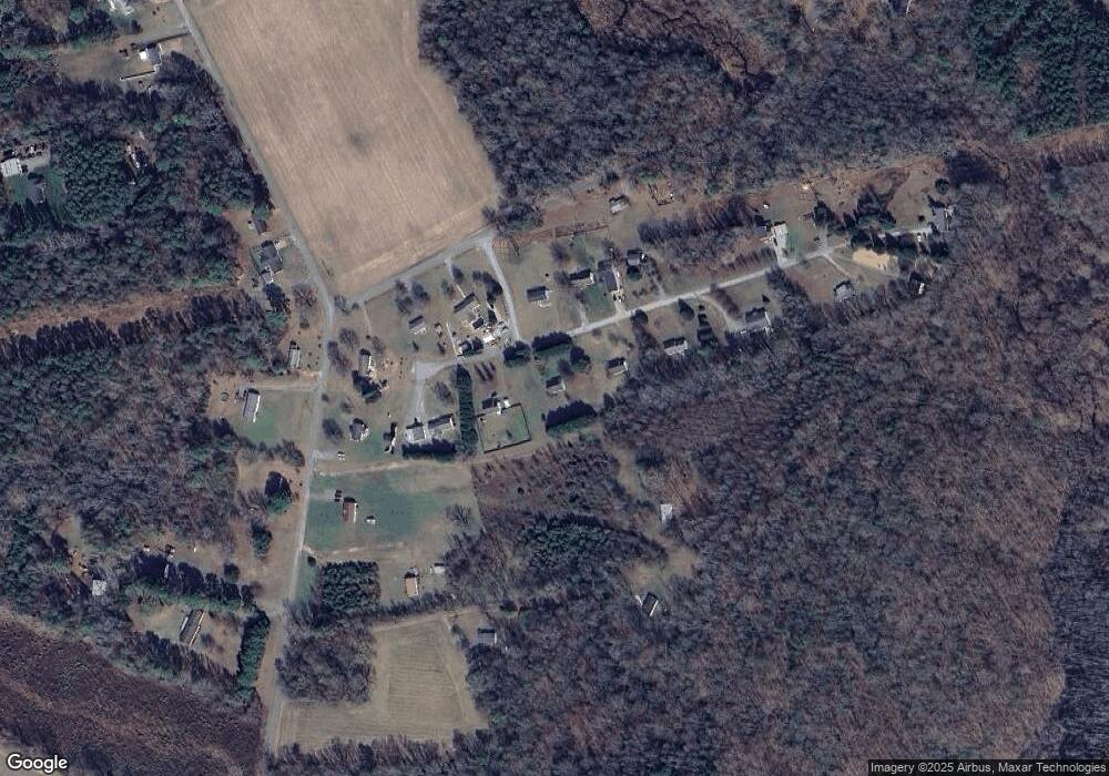 48 Healys Trace Ln, Locust Hill, VA 23092 - photo 1