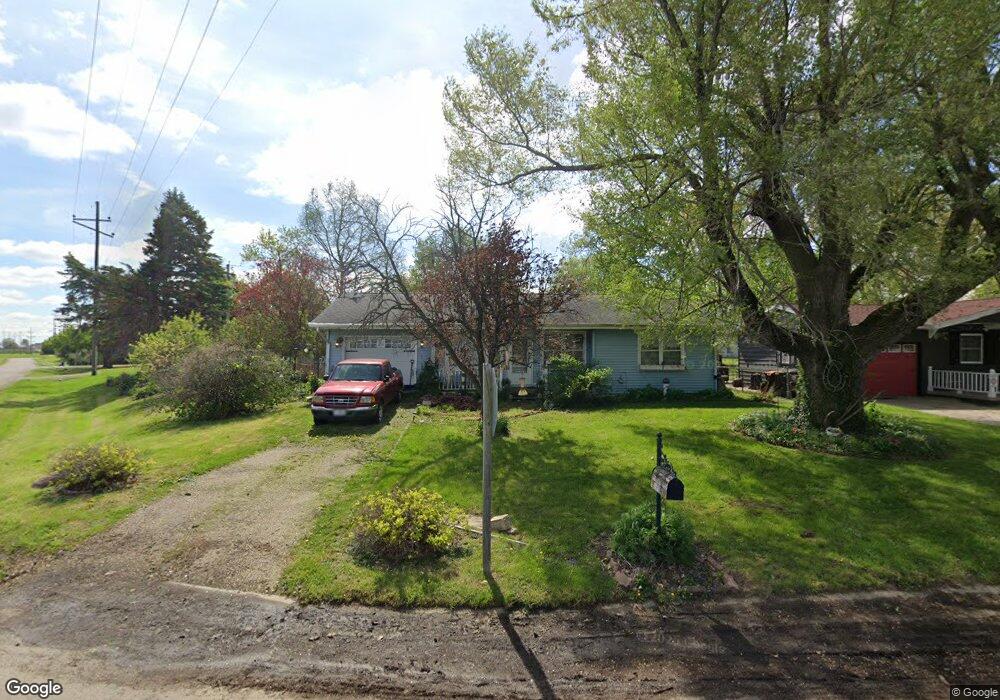 1726 Rutledge Dr, Lincoln, IL 62656 - photo 1