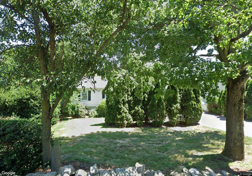 93 Sheephill Rd, Riverside, CT 06878 - photo 1