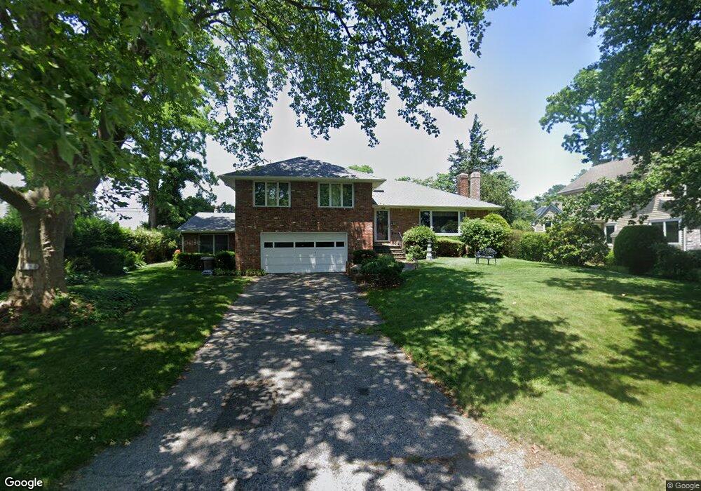 28 Beachway, Port Washington, NY 11050 - photo 1