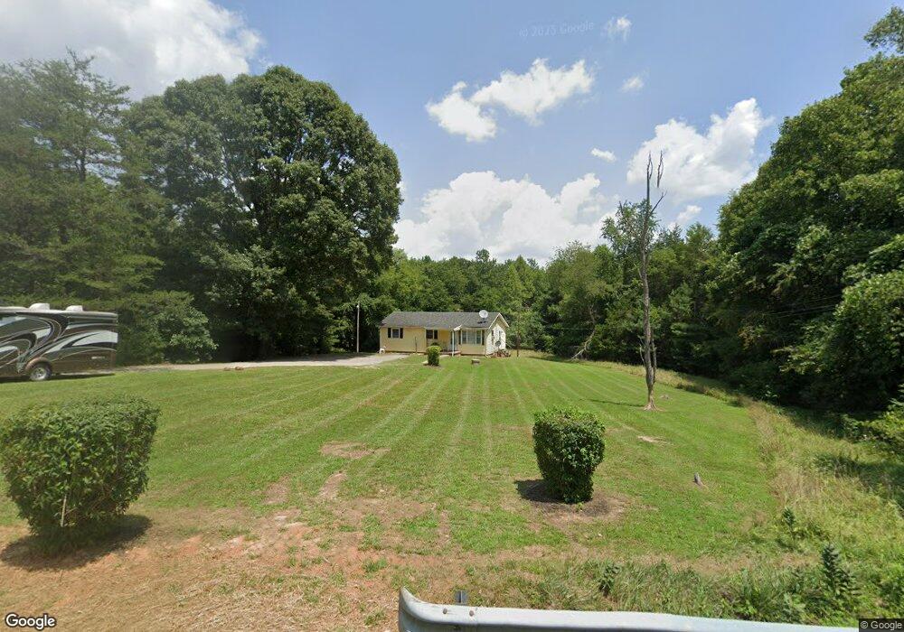 1565 Mapleton Dr, Callands, VA 24530 - photo 1