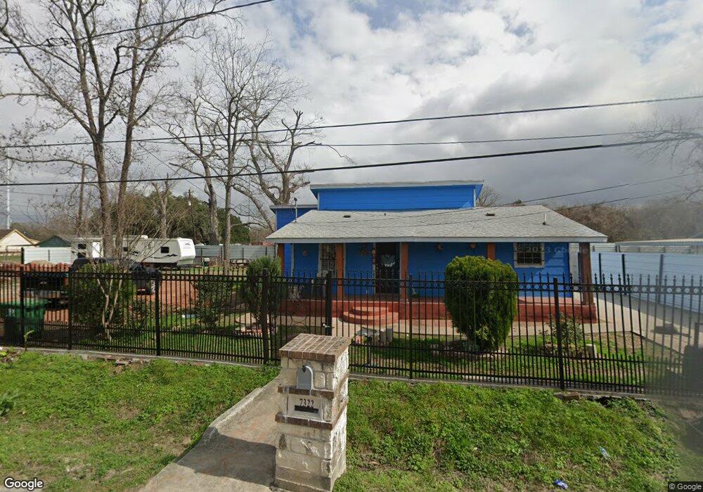 7322 Price St, Houston, TX 77088 - photo 1