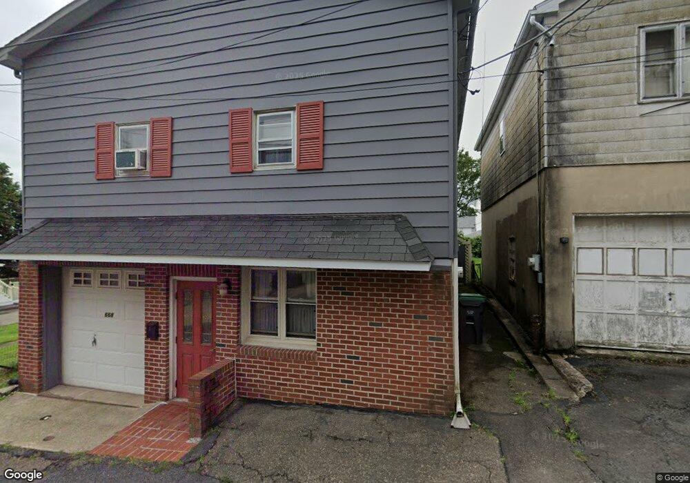 668 Taylor Ct, Hazleton, PA 18201 - photo 1