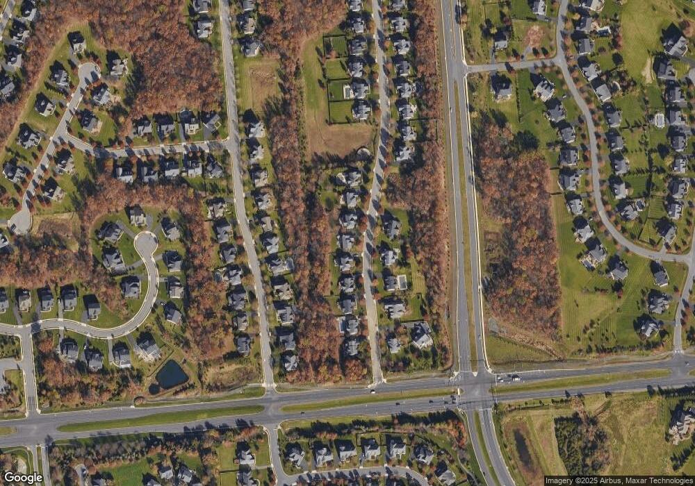 22559 Forest Manor Dr, Ashburn, VA 20148 - photo 1