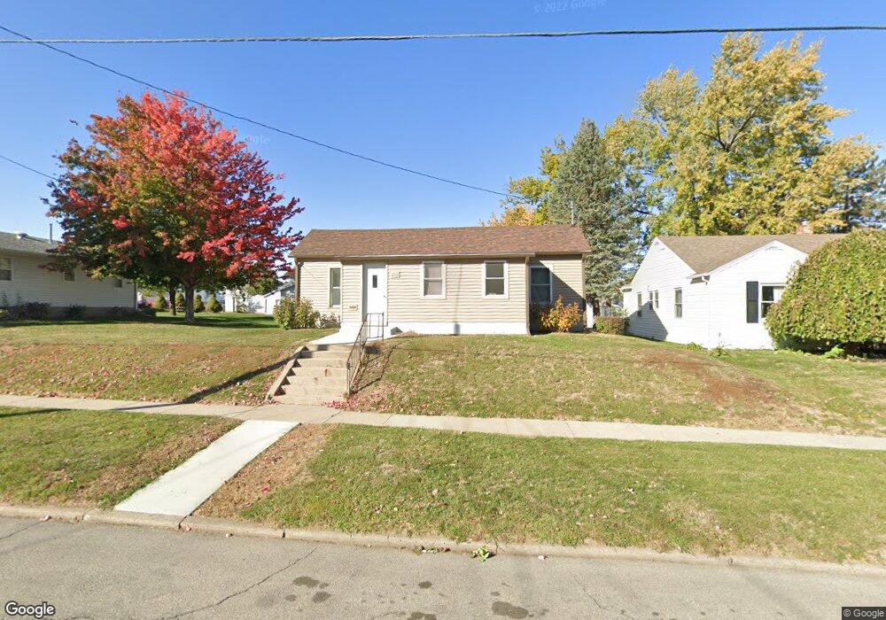 612 N 2nd Ave E, Newton, IA 50208 - photo 1