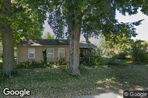 305 South St, Henry, IL 61537
