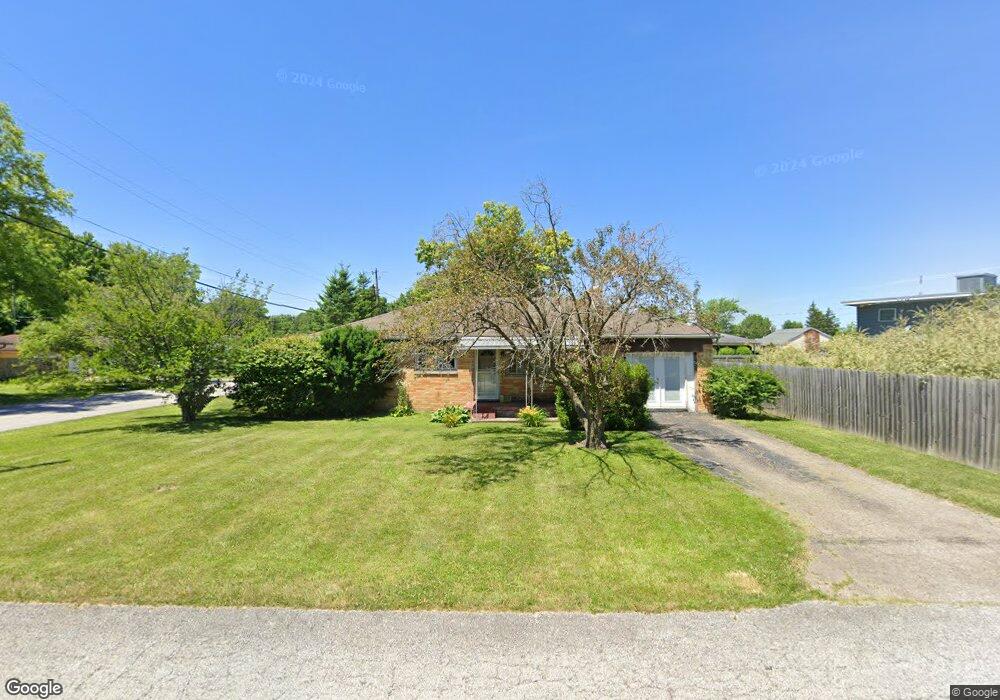 226 Southmore St, Plainfield, IN 46168 - photo 1