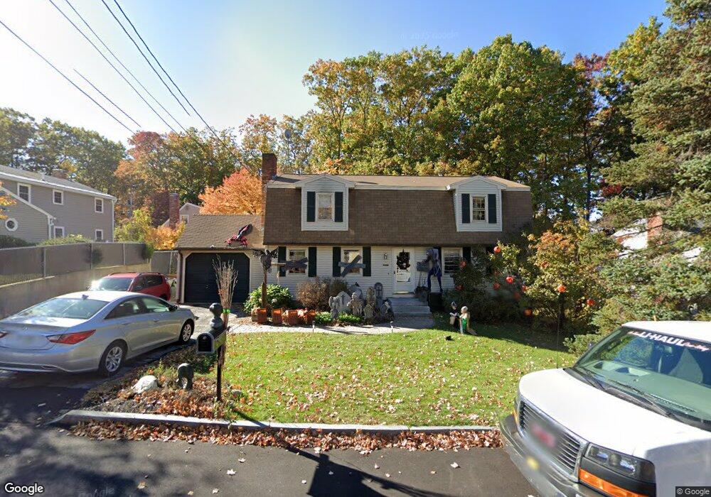 2 Betty Ln, Manchester, NH 03104 - photo 1