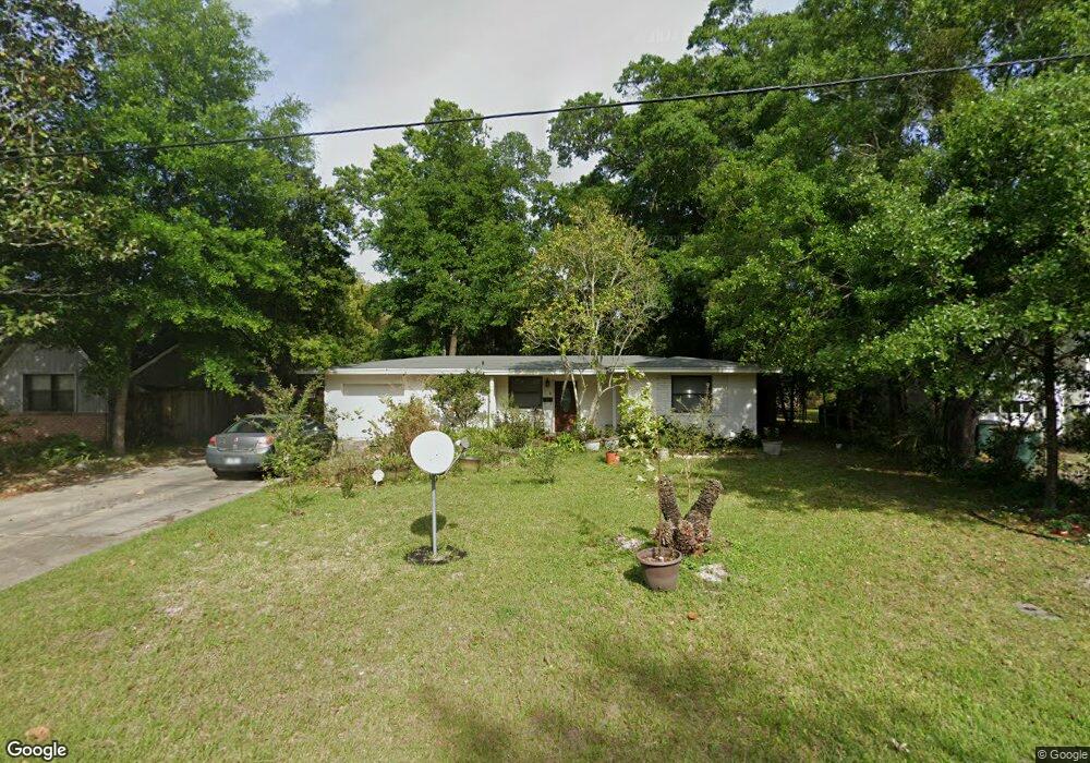 821 Ibis Rd, Jacksonville, FL 32216 - photo 1