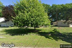 1615 Woodslea Dr, Flint, MI 48507