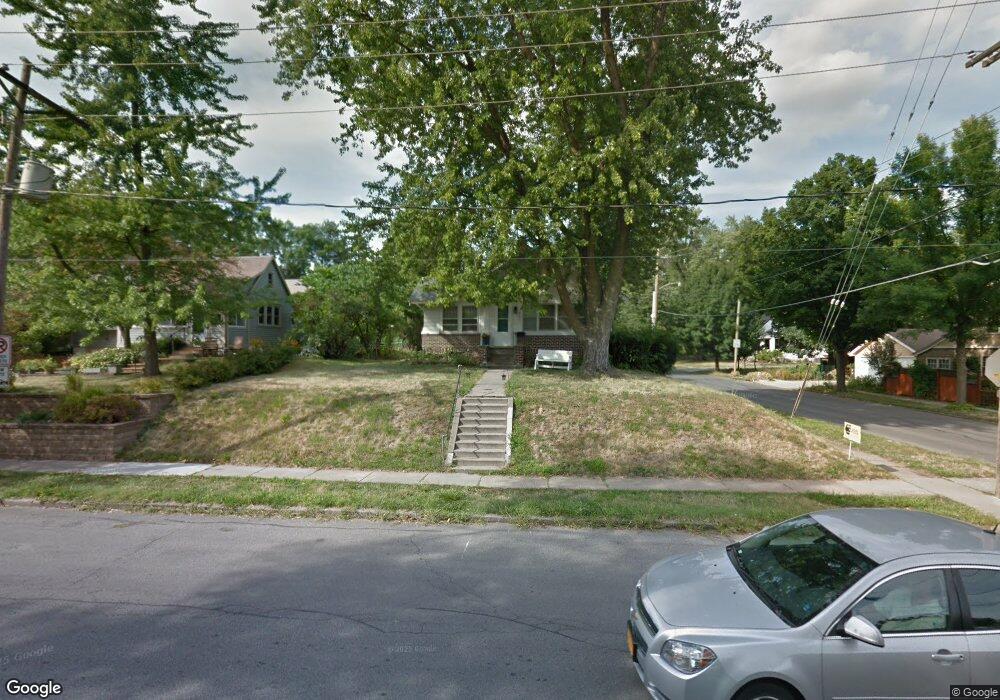 3801 Franklin Ave, Des Moines, IA 50310 - photo 1