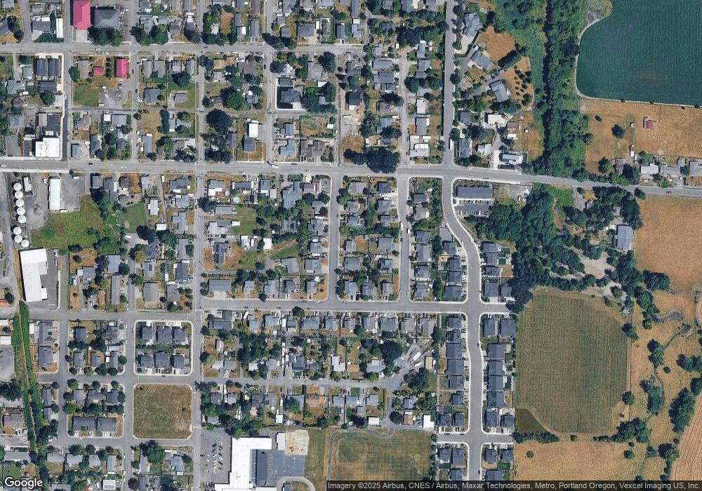 112 S 5th St, Carlton, OR 97111 - photo 1