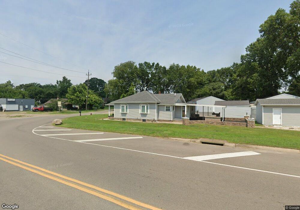 2241 Highland St, Middletown, OH 45044 - photo 1