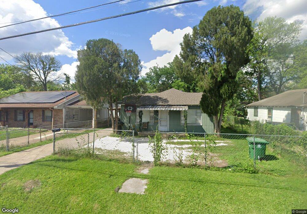 707 Barkley St, Houston, TX 77022 - photo 1