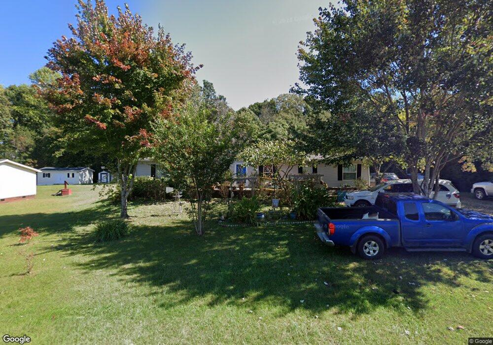 152 Eastgate Dr, Statesville, NC 28625 - photo 1