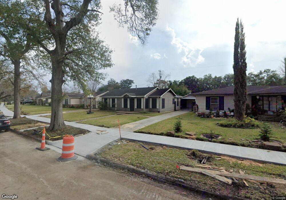 7614 Hereford St, Houston, TX 77087 - photo 1