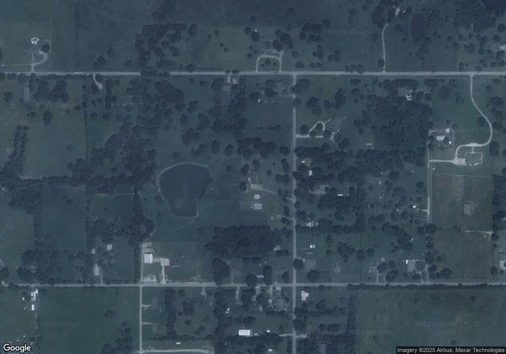 2205 N 5th St, Henryetta, OK 74437 - photo 1