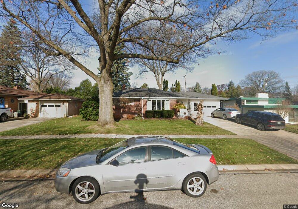 1113 Joann Ct, Port Huron, MI 48060 - photo 1