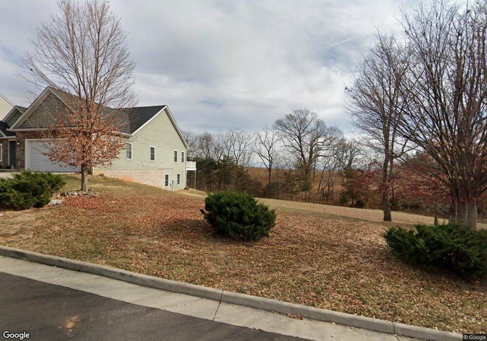 99 Stonewall Jackson Blvd, Staunton, VA 24401 - photo 1