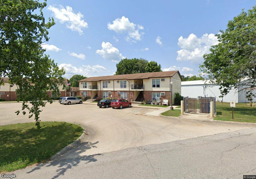 1207 2nd St, Covington, IN 47932 - photo 1