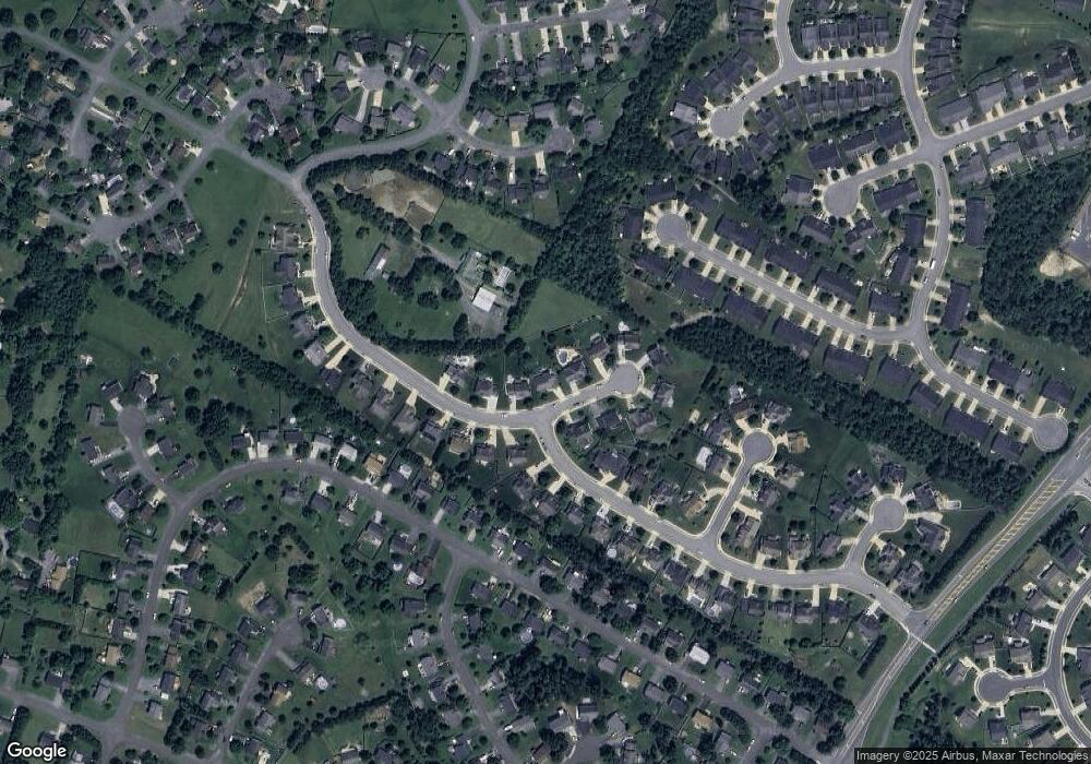 425 Albin Dr, Stephens City, VA 22655 - photo 1