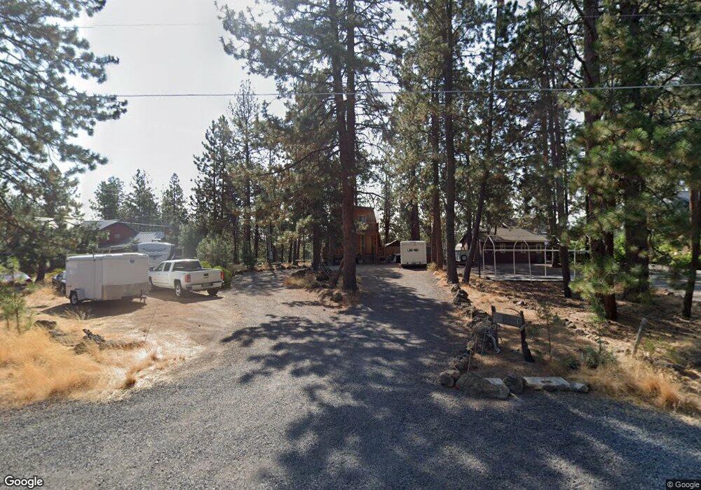 19521 W Campbell Rd, Bend, OR 97702 - photo 1