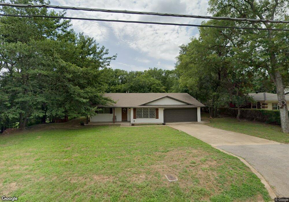 1709 Woodlawn Blvd, Denison, TX 75020 - photo 1