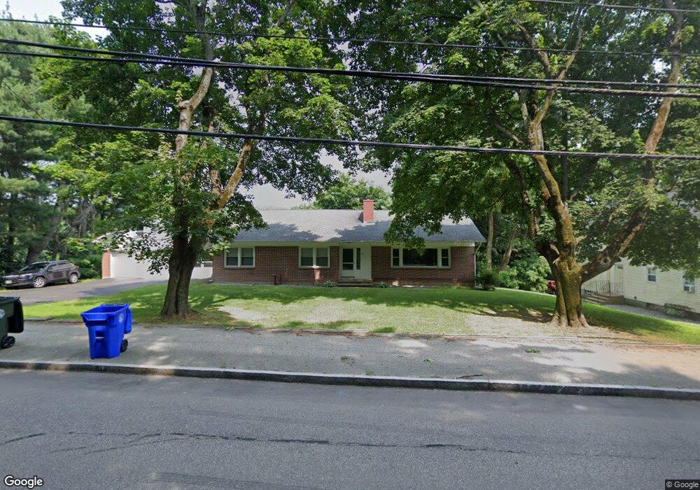 865 Mammoth Rd, Manchester, NH 03104 - photo 1