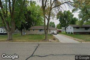 1803 14th St E, Glencoe, MN 55336