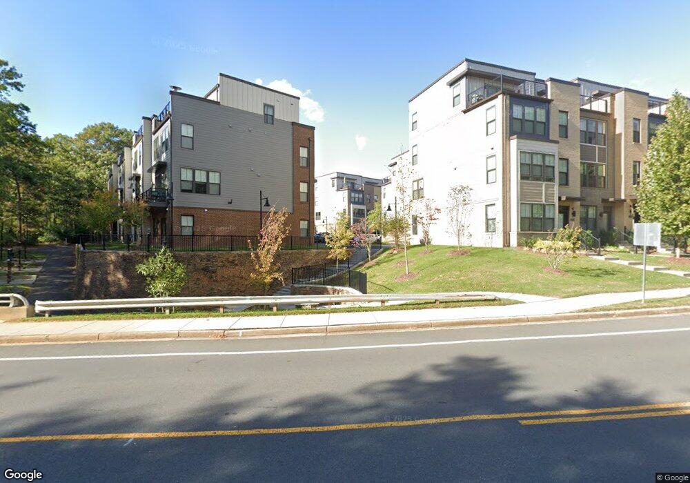 1642 Bandit Loop, Reston, VA 20190 - photo 1