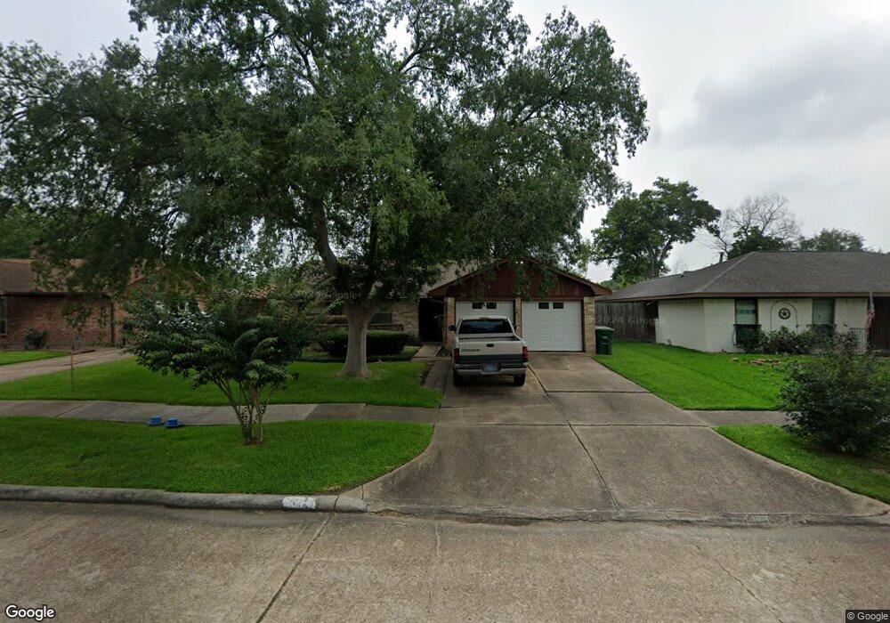 10223 Kirkglen Dr, Houston, TX 77089 - photo 1