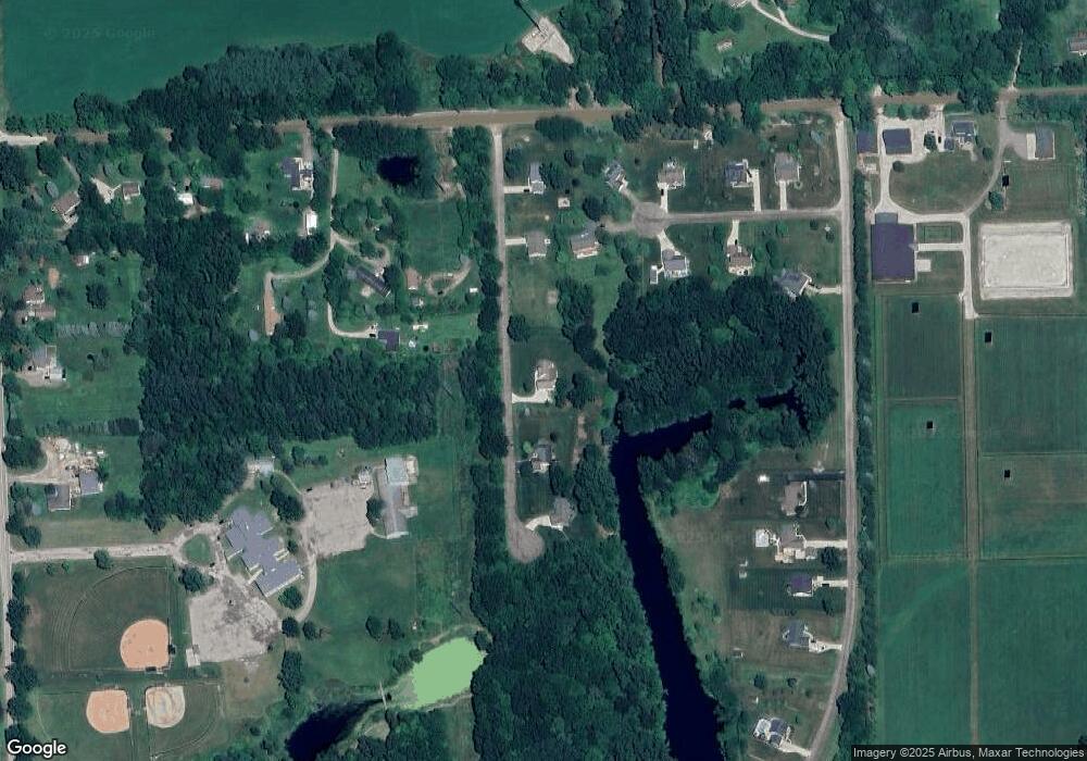 5932 Kerri Ln unit 11, Howell, MI 48855 - photo 1