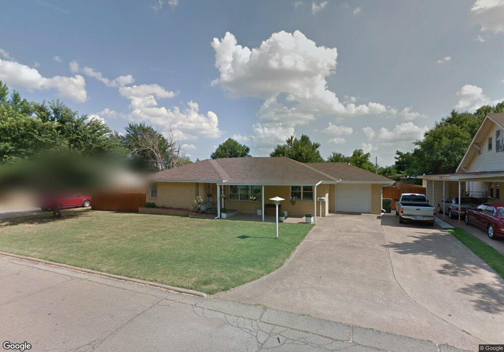 1211 E 2nd St, Cushing, OK 74023 - photo 1