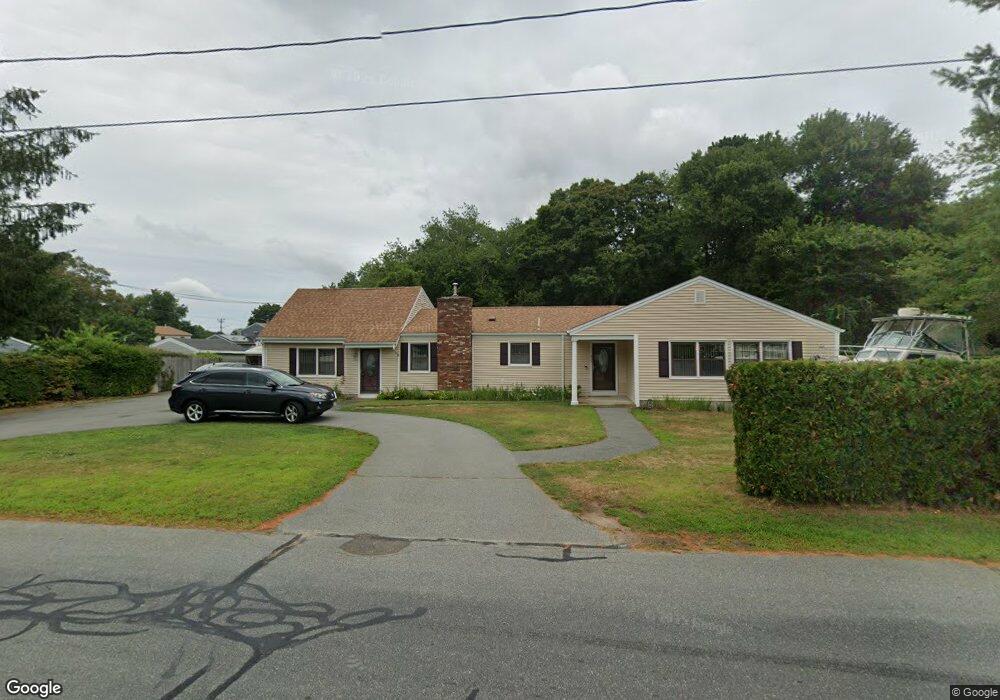 439 Gulf Rd W, South Dartmouth, MA 02748 - photo 1