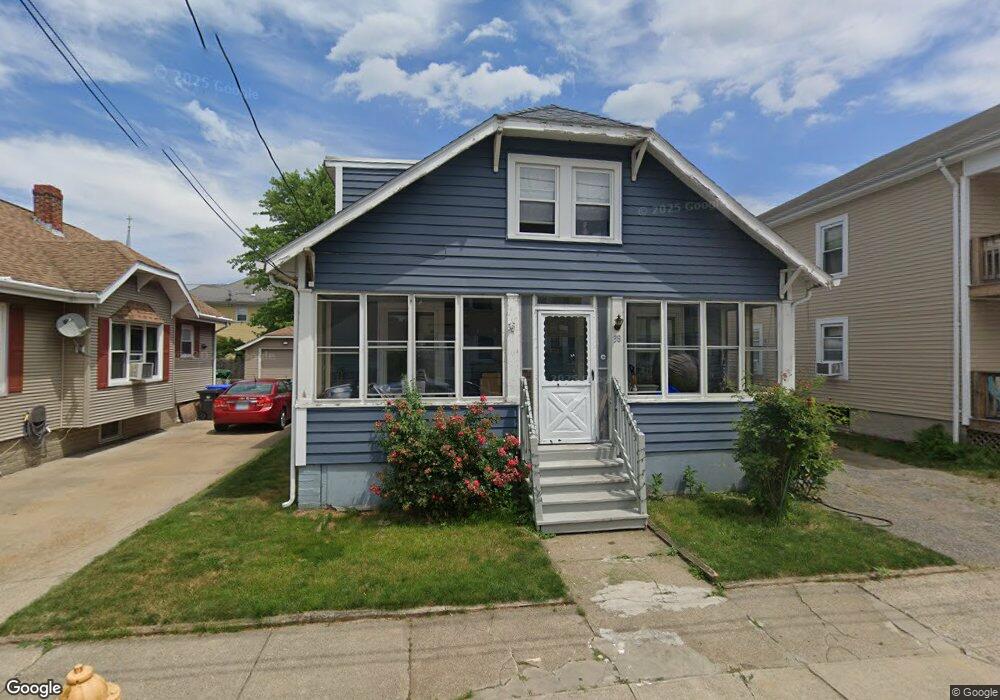 38 Littlefield St, Pawtucket, RI 02861 - photo 1