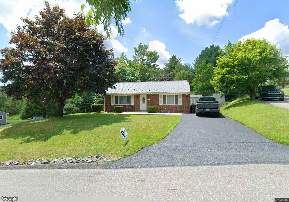 16 Tamaqua St, Tamaqua, PA 18252 - photo 1