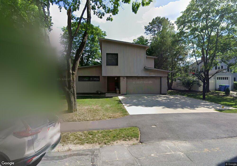 6 Nobscot Rd, Wellesley, MA 02482 - photo 1