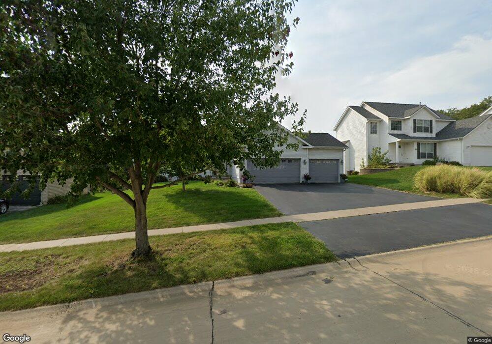 1802 23rd St NW, Cedar Rapids, IA 52405 - photo 1